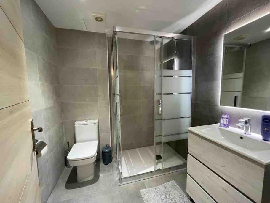 Villa New! Renovated House With Terrace In Cambrils Esterno foto